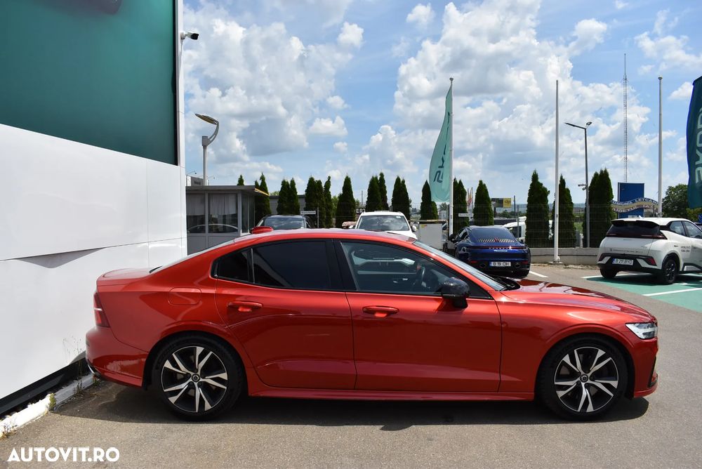 Volvo S60 T5 AWD R-Design - 8