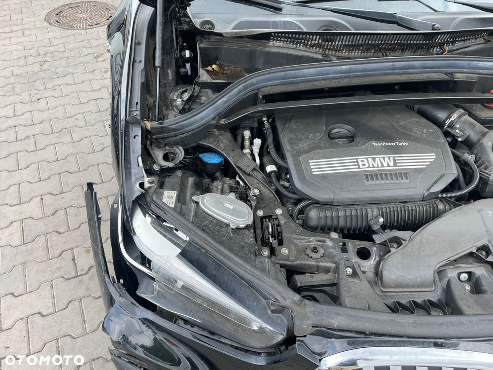 BMW X1 xDrive20i xLine - 6