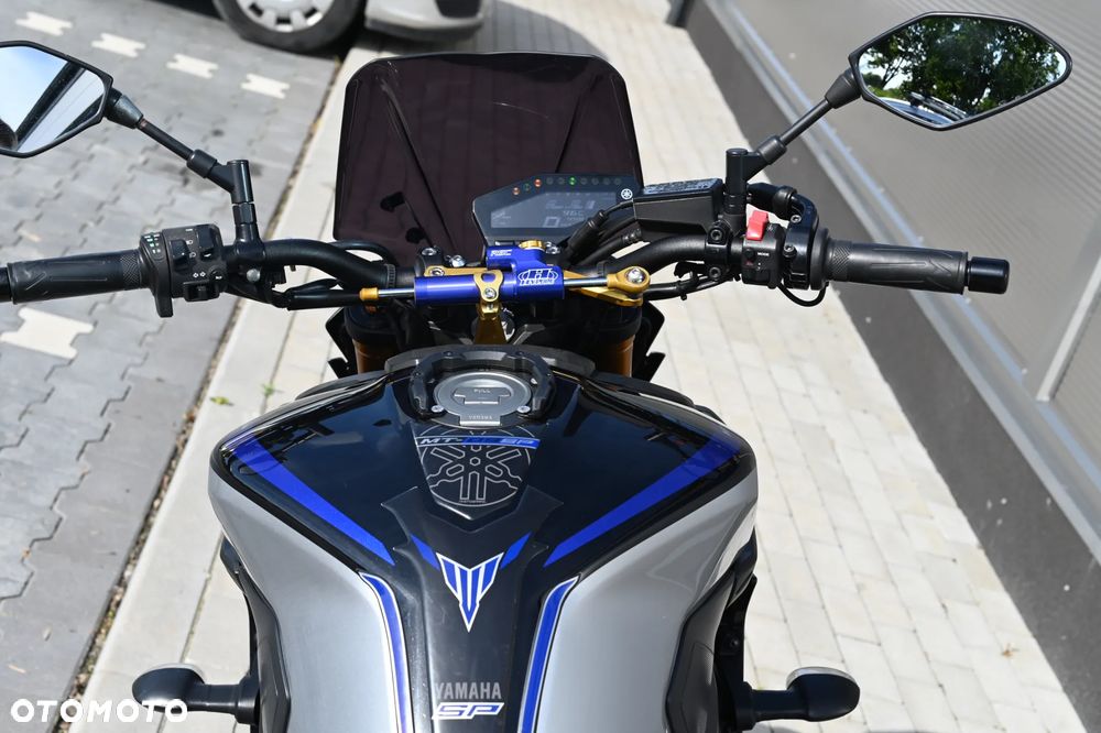 Yamaha MT - 9