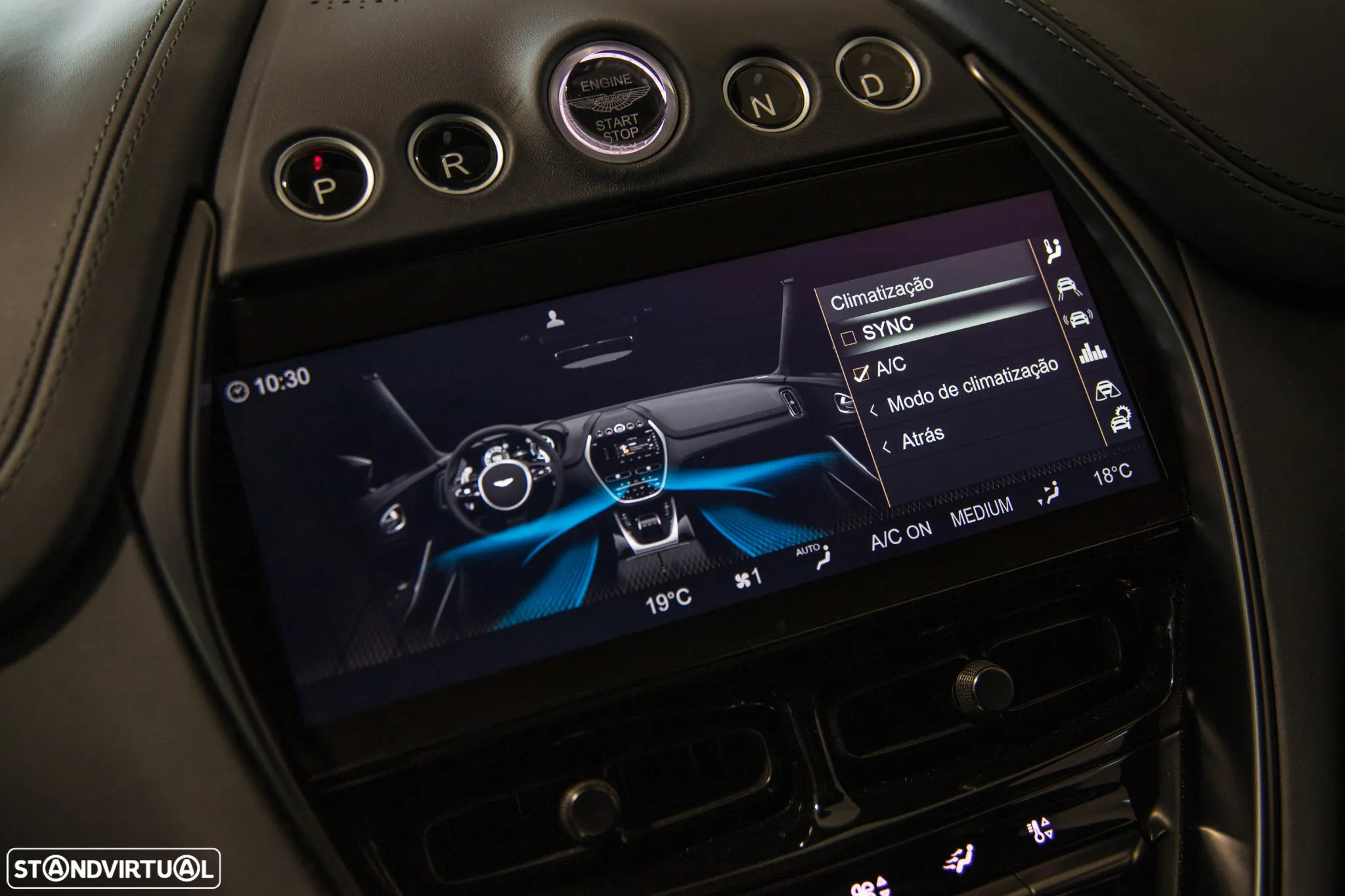 Aston Martin DBX 707 - 30