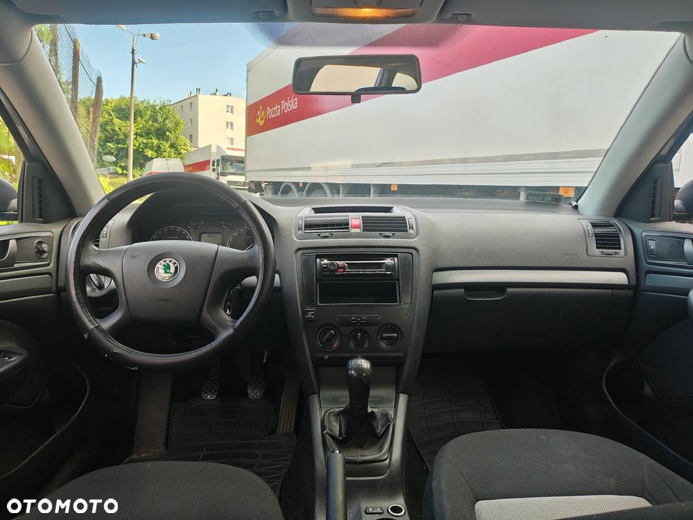 Skoda Octavia 1.6 Mint - 25