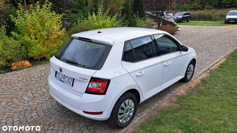 Skoda Fabia - 11