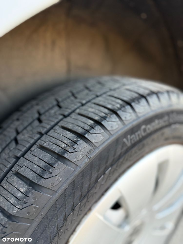 Mercedes-Benz Vito - 11