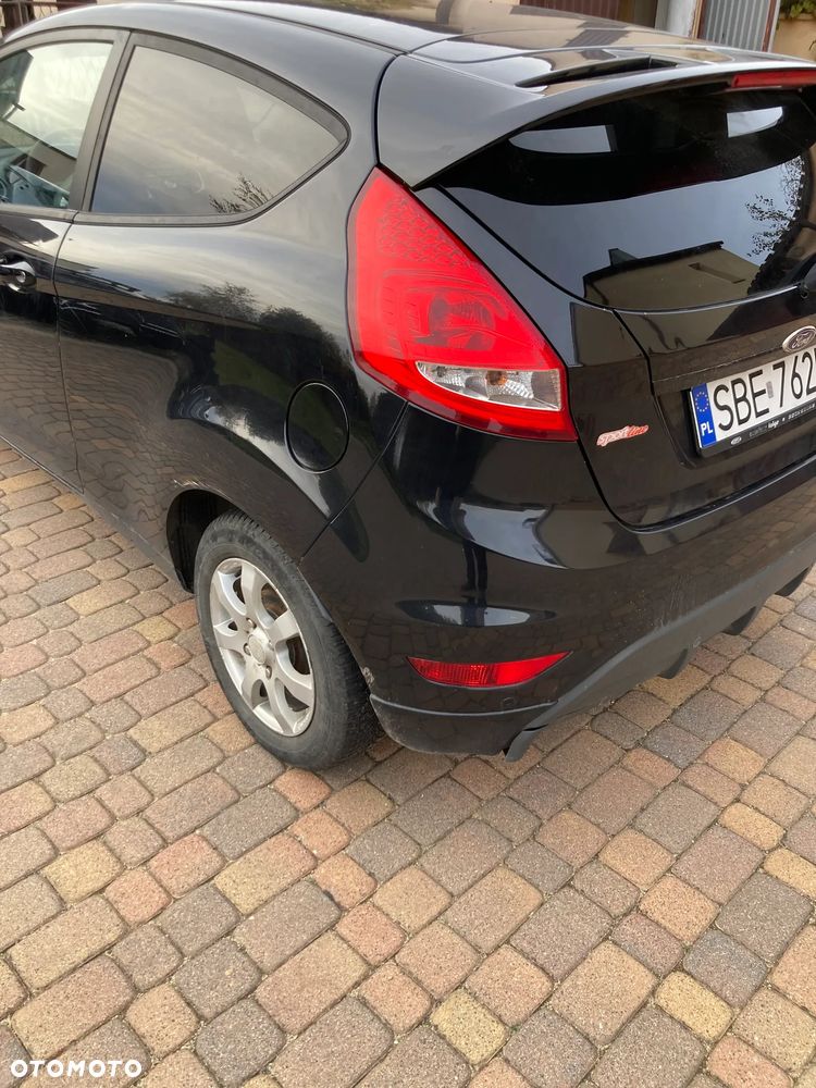 Ford Fiesta - 9