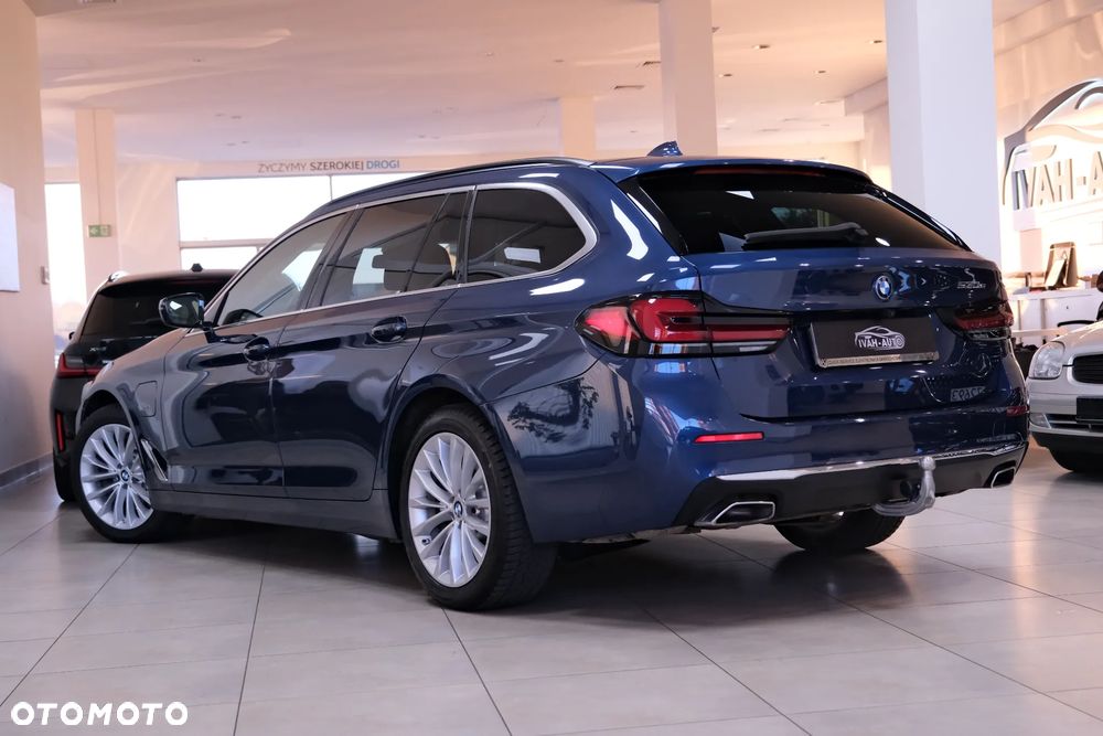 BMW Seria 5 530e PHEV M Sport - 14