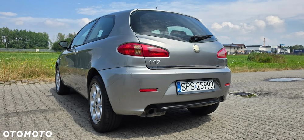 Alfa Romeo 147 1.6 Twin Spark Impression - 10