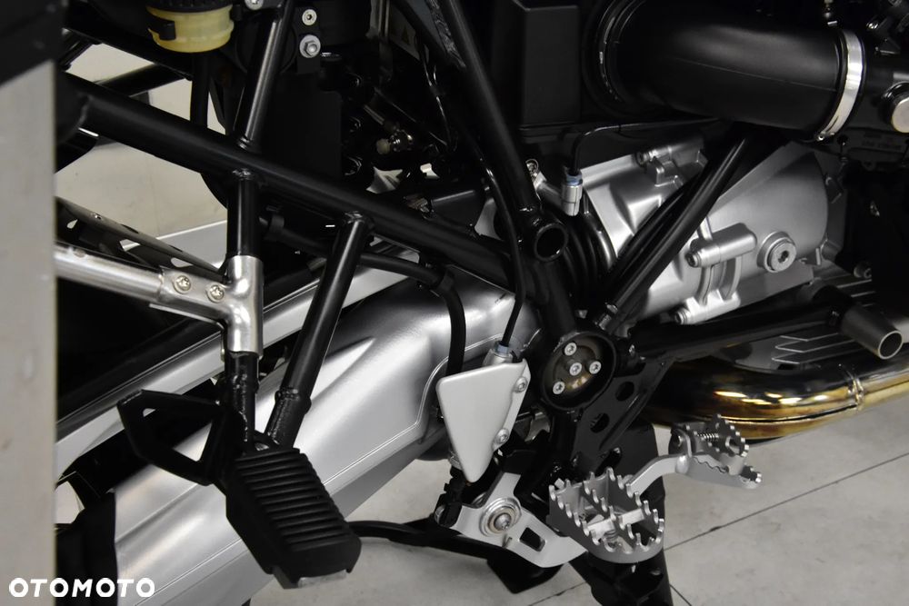 BMW R - 23