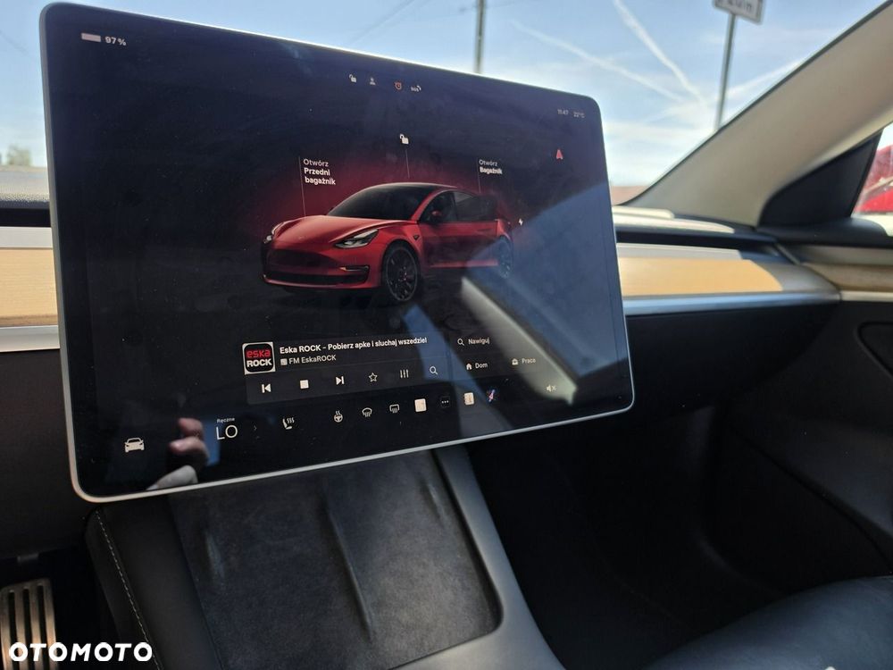 Tesla Model 3 - 23
