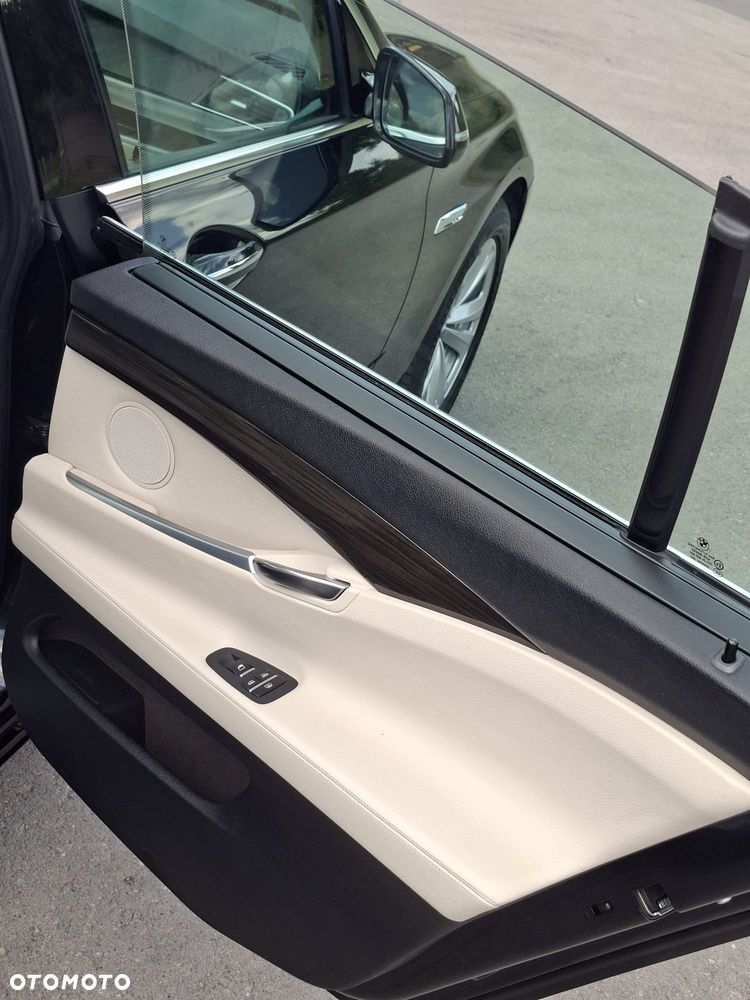 BMW 5GT 535i xDrive - 24