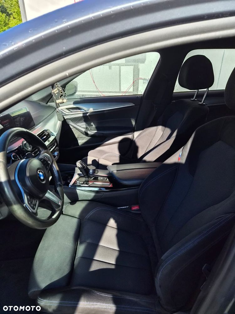 BMW Seria 5 540d xDrive M Sport sport - 9