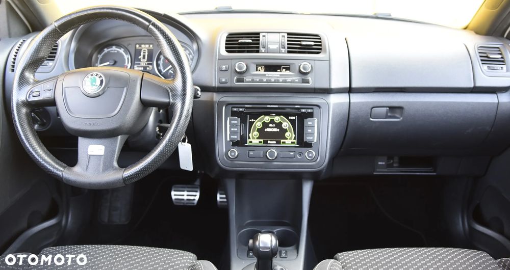 Skoda Fabia 1.4 TSI DSG RS - 17