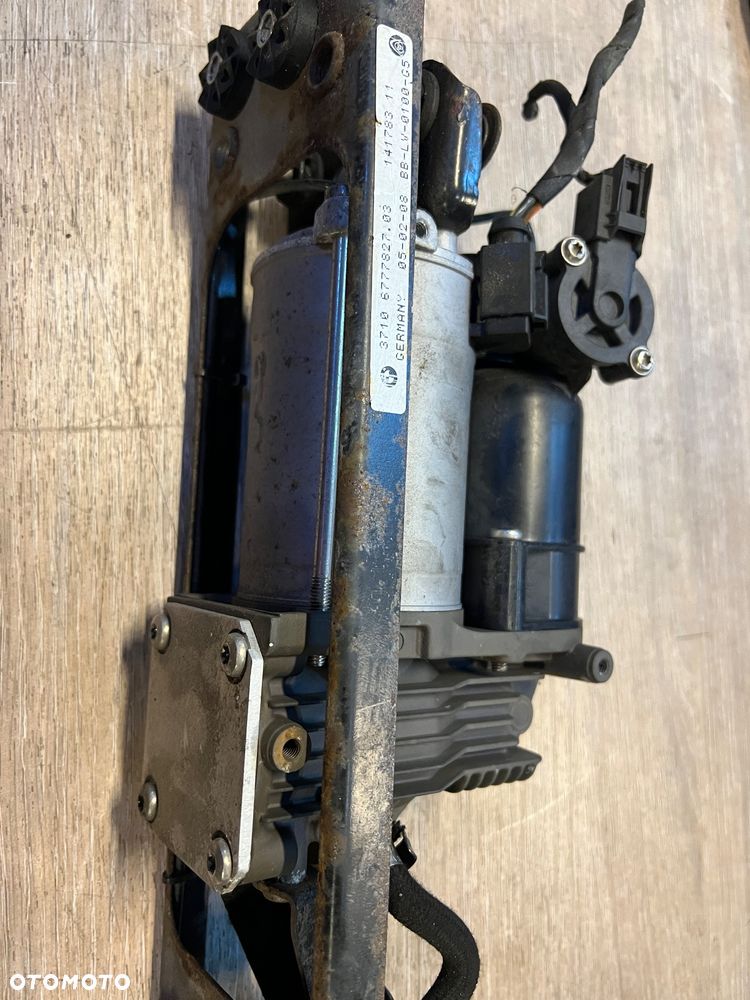 Kompresor zawieszenia sprężarka e61 Nivo pneumatyka sprawdzony sprawny ! - 2