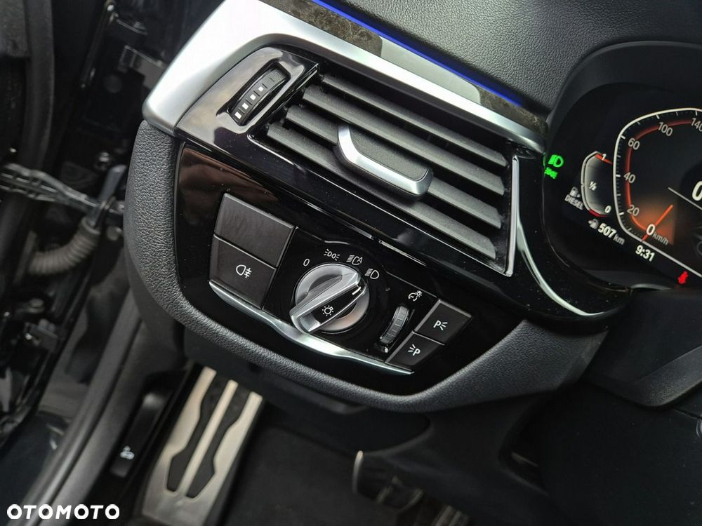 BMW Seria 5 - 16