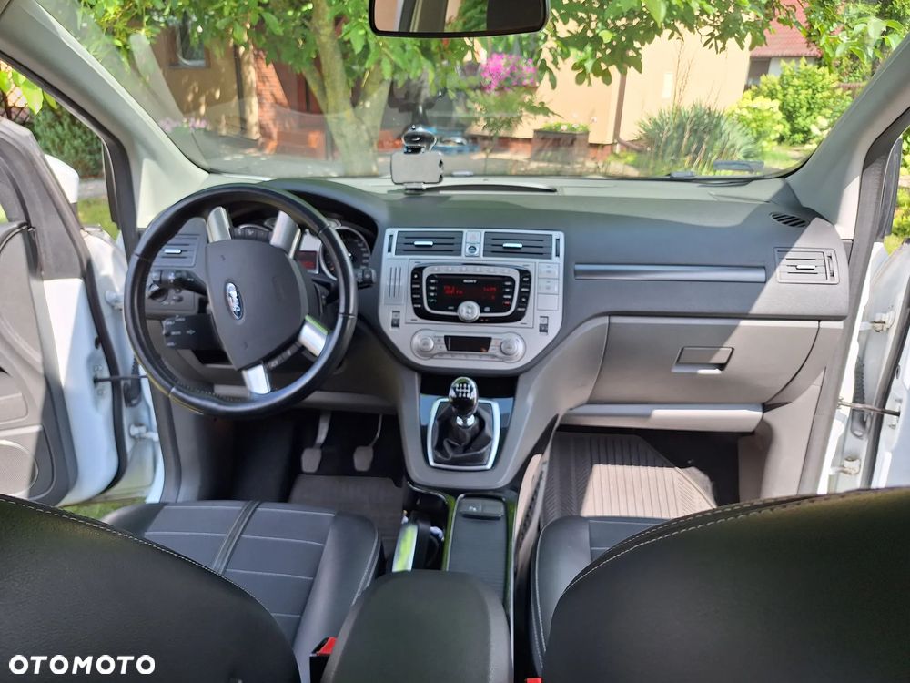 Ford Kuga 2.0 TDCi 2x4 Trend - 8