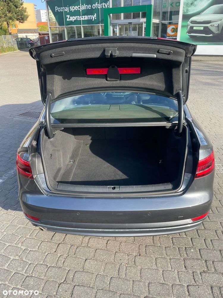 Audi A4 Limousine 2.0 TDI DPF multitronic S line Sportpaket - 12