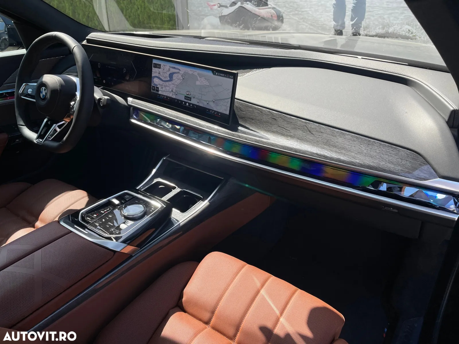 BMW Seria 7 740d xDrive MHEV - 10