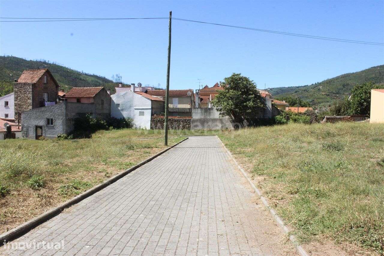 Lote / Seia, Sandomil - Grande imagem: 2/7