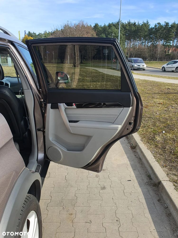 Chevrolet Captiva - 19