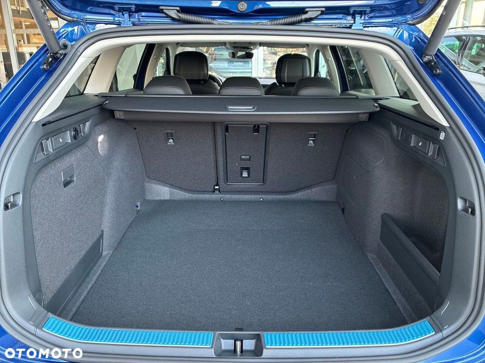 Skoda Superb 1.5 TSI mHEV Drive DSG - 20