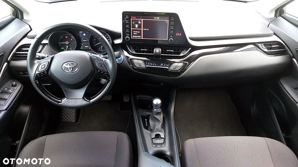 Toyota C-HR - 8