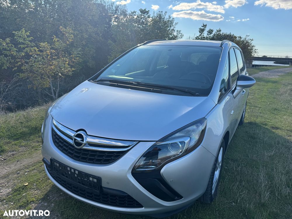 Opel Zafira Tourer 2.0 CDTI ECOTEC Edition - 2
