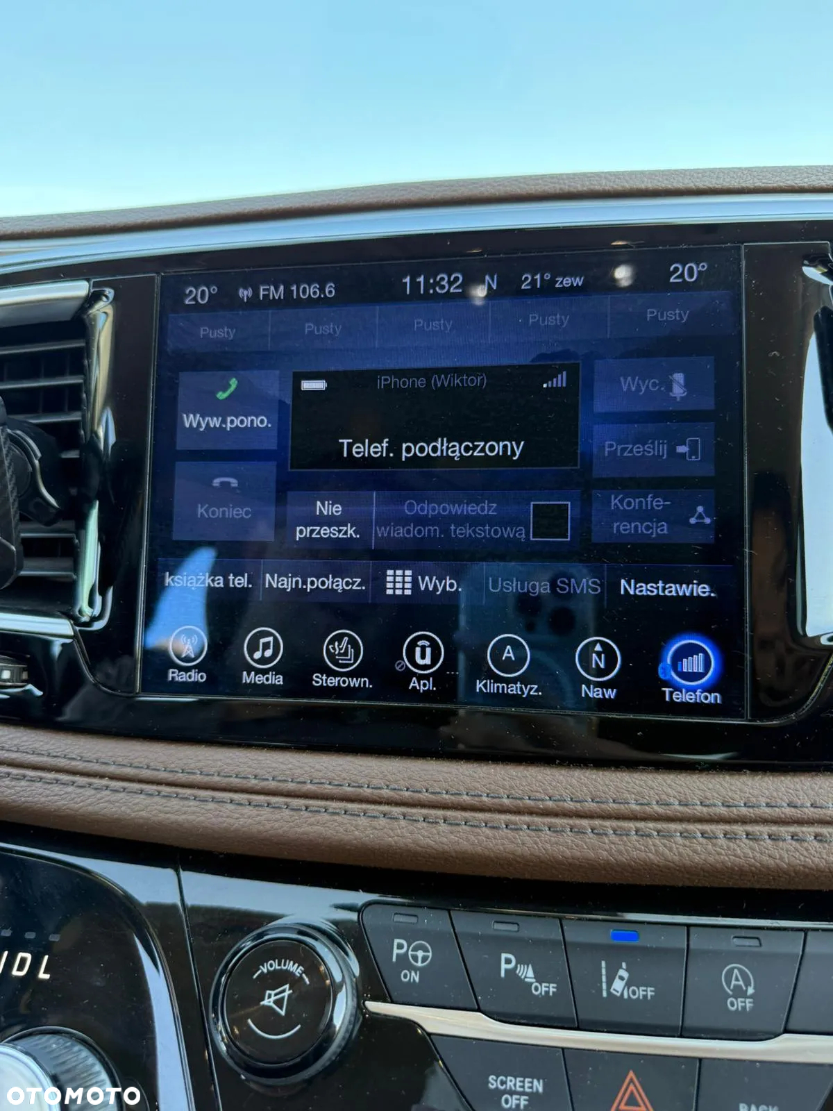Chrysler Pacifica - 19