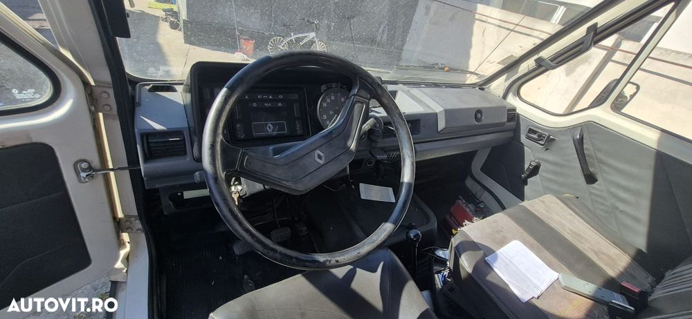 Renault B70 - 5