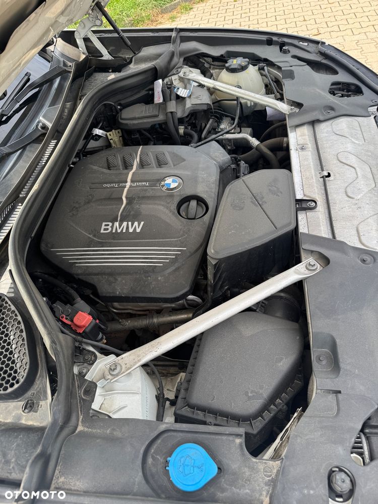 BMW X3 xDrive20d - 16