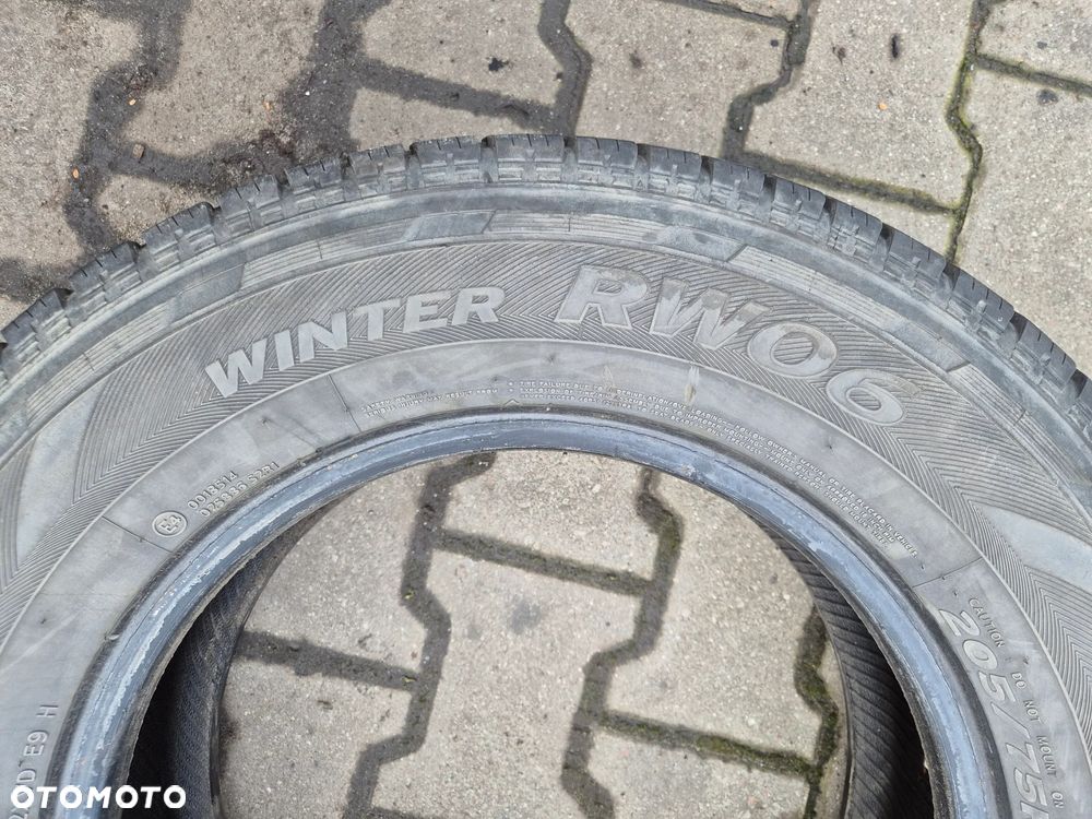 OPONY ZIMOWE HANKOOK 205/75 R16C - 3