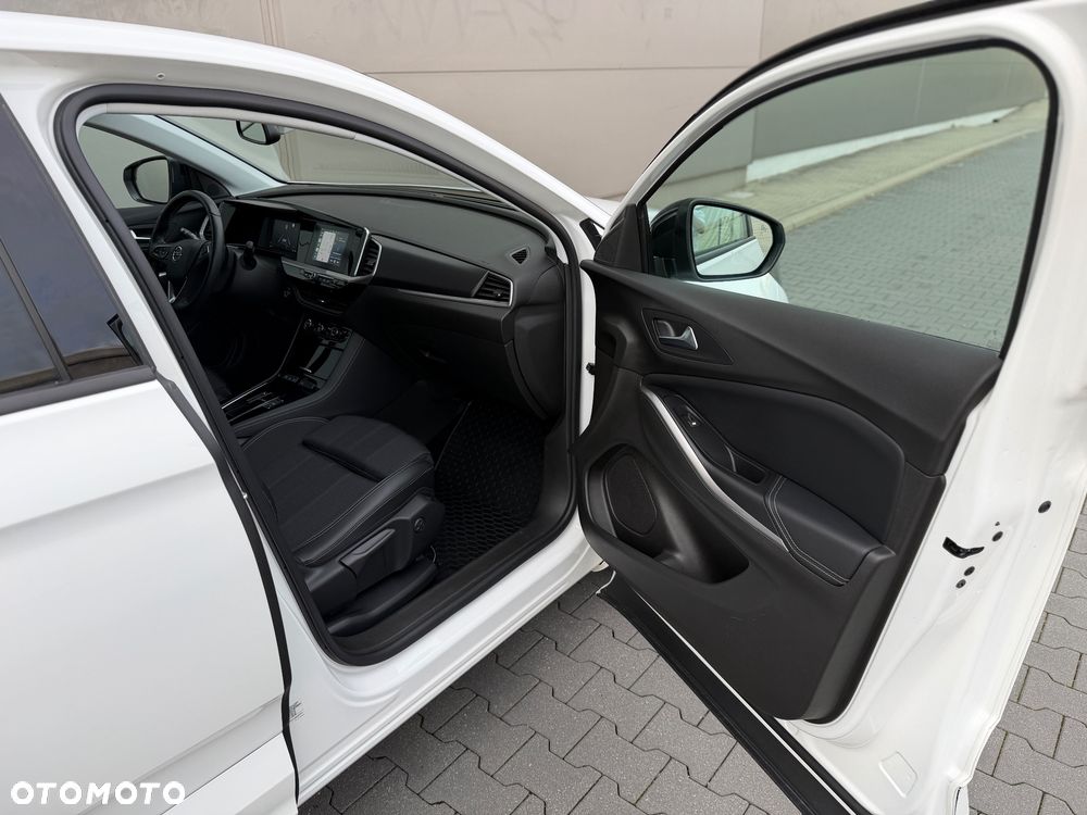 Opel Grandland 1.2 T Business Elegance S&S - 5