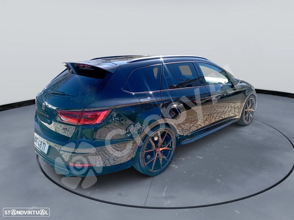 SEAT Leon ST 2.0 TSI S&S 4Drive DSG Cupra 300 Edition Carbon - 2