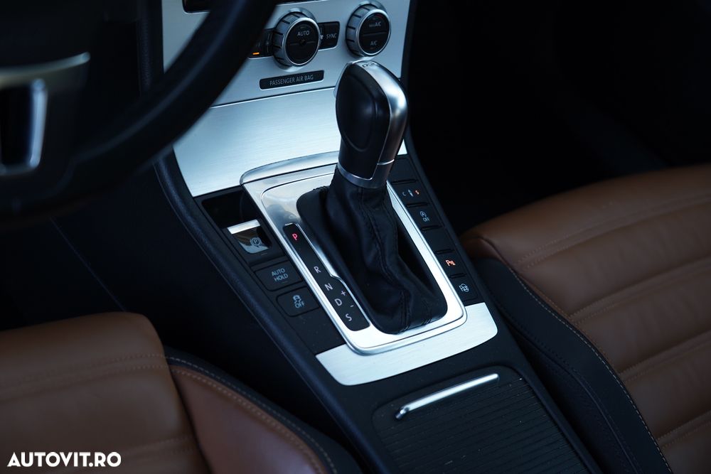 Volkswagen Passat CC - 13