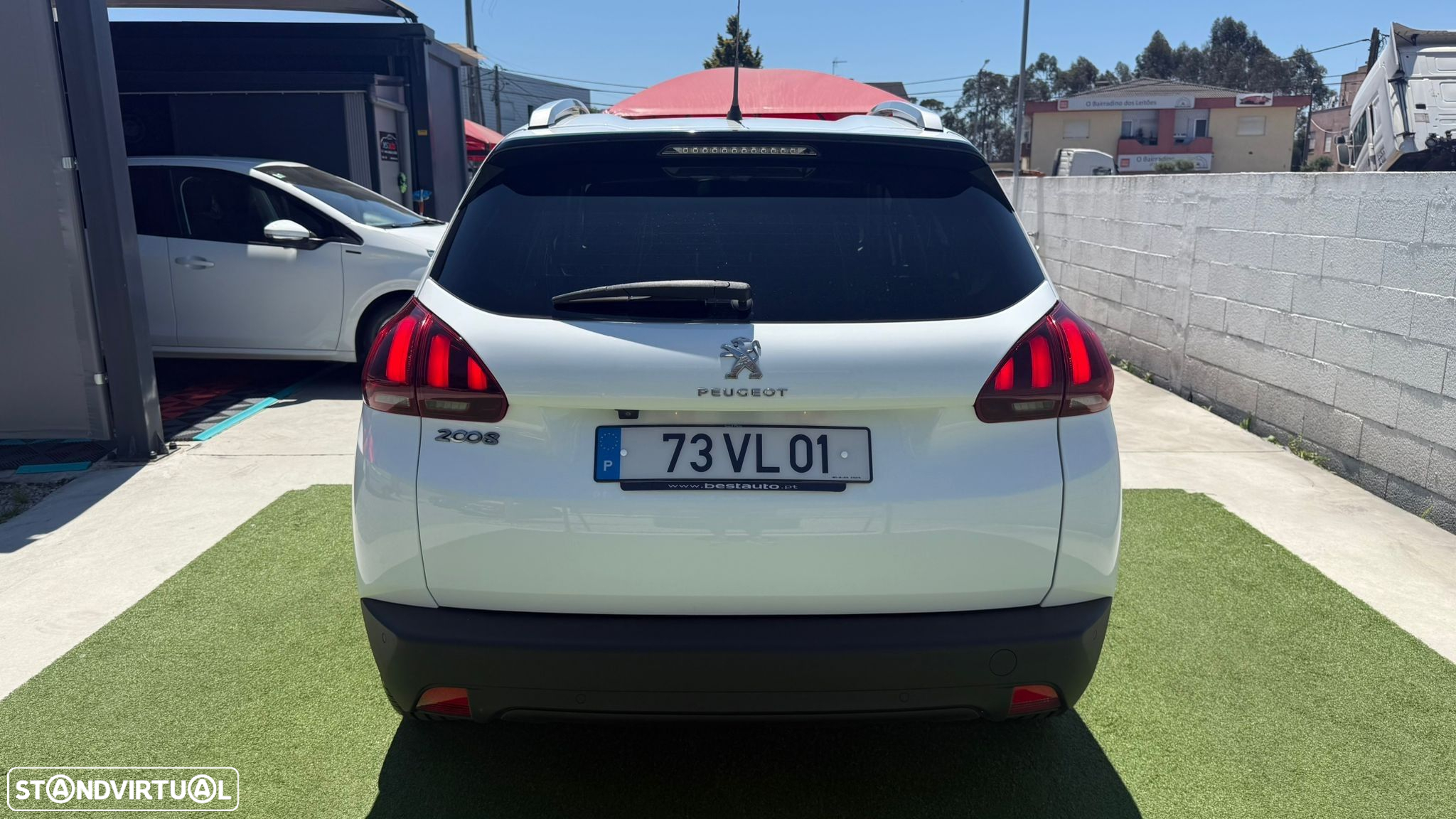 Peugeot 2008 1.2 PureTech Style - 6