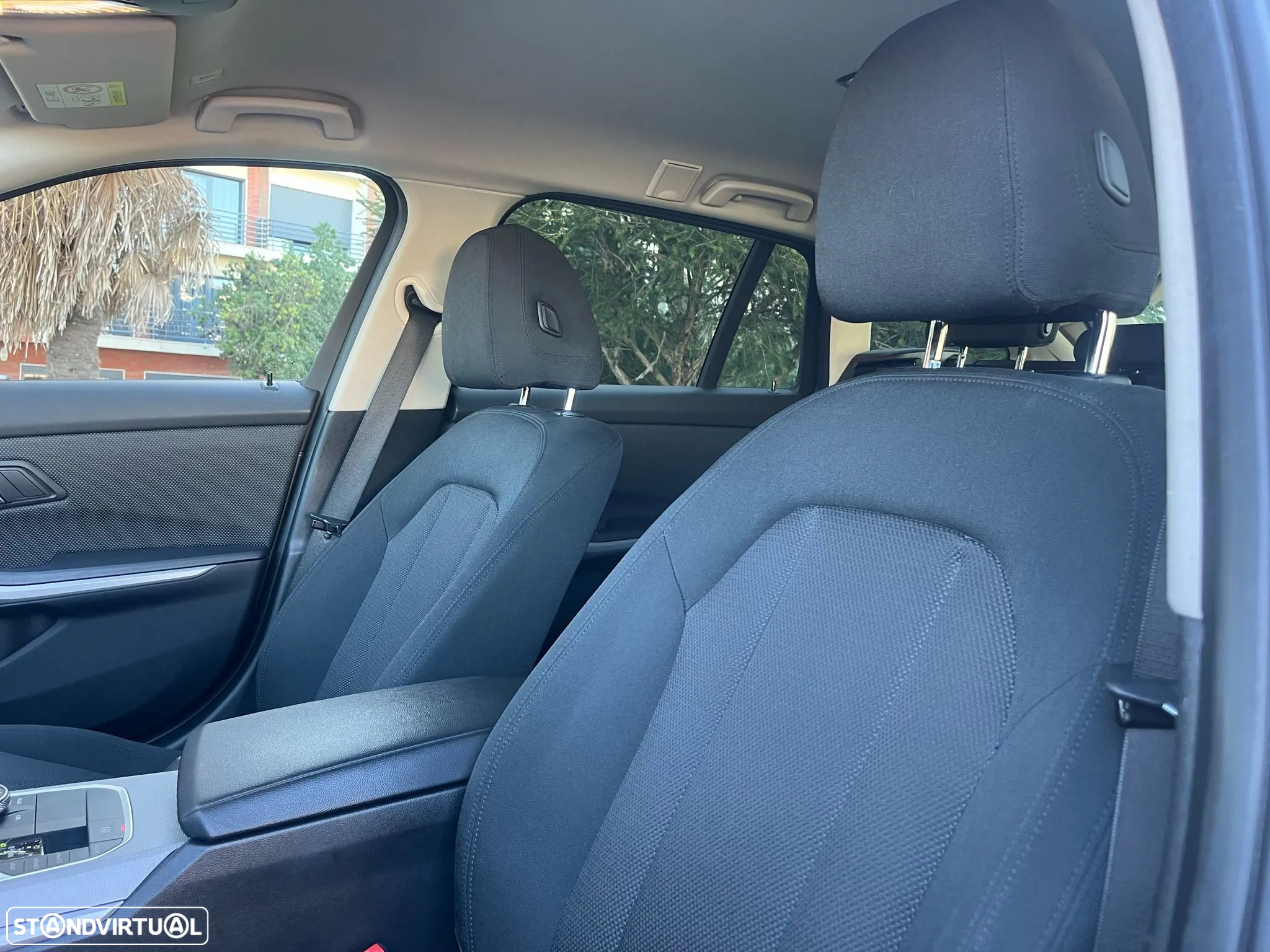 BMW 318 d Touring Auto - 21