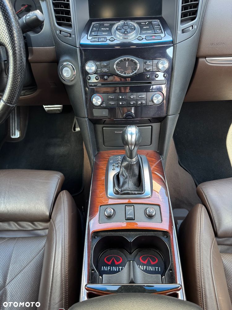 Infiniti FX FX30d S - 14
