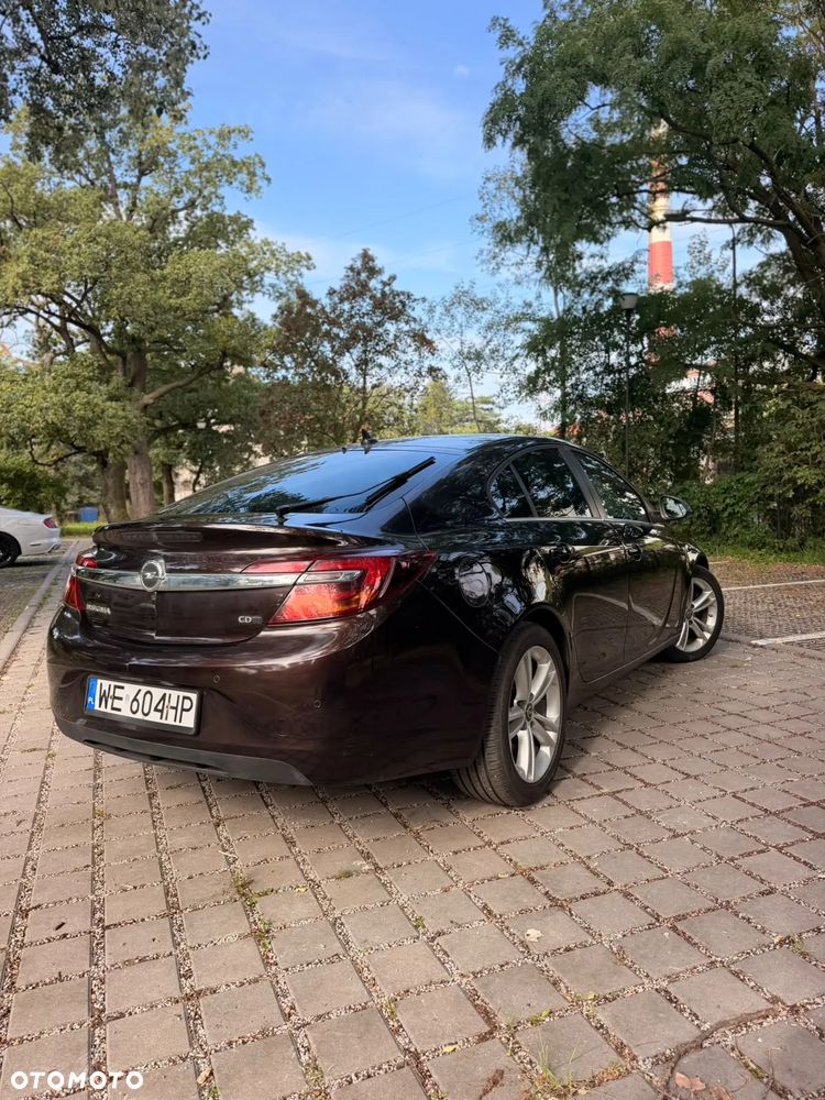 Opel Insignia 2.0 CDTI Executive S&S - 2