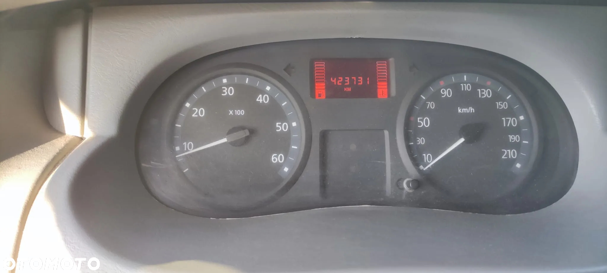 Renault Trafic - 9