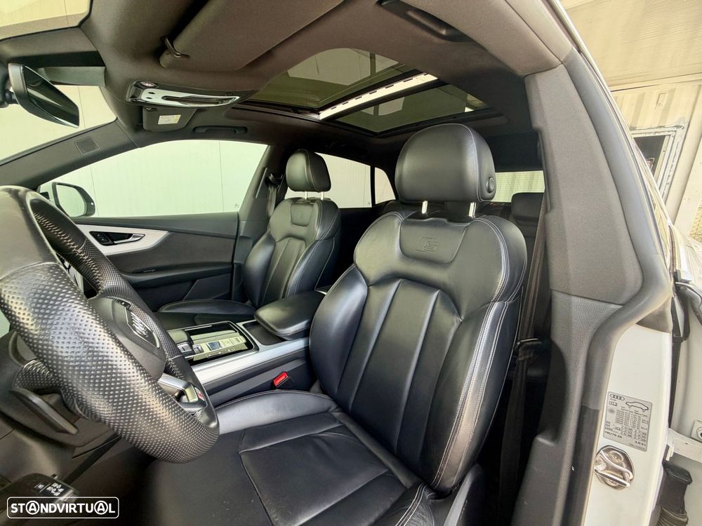 Audi Q8 50 TDI quattro Tiptronic - 31