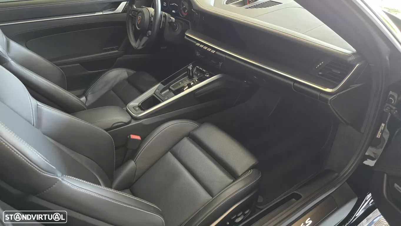 Porsche 911 (992) Carrera 4S PDK - 47