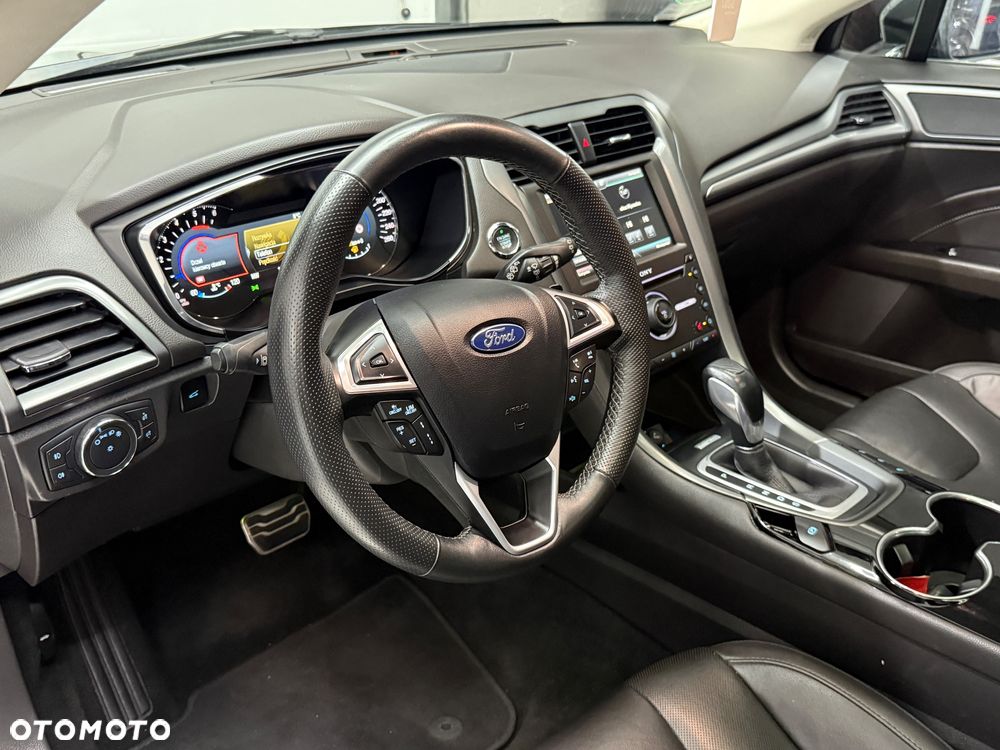 Ford Mondeo 2.0 TDCi STart-Stopp PowerShift-Aut ST-Line - 21