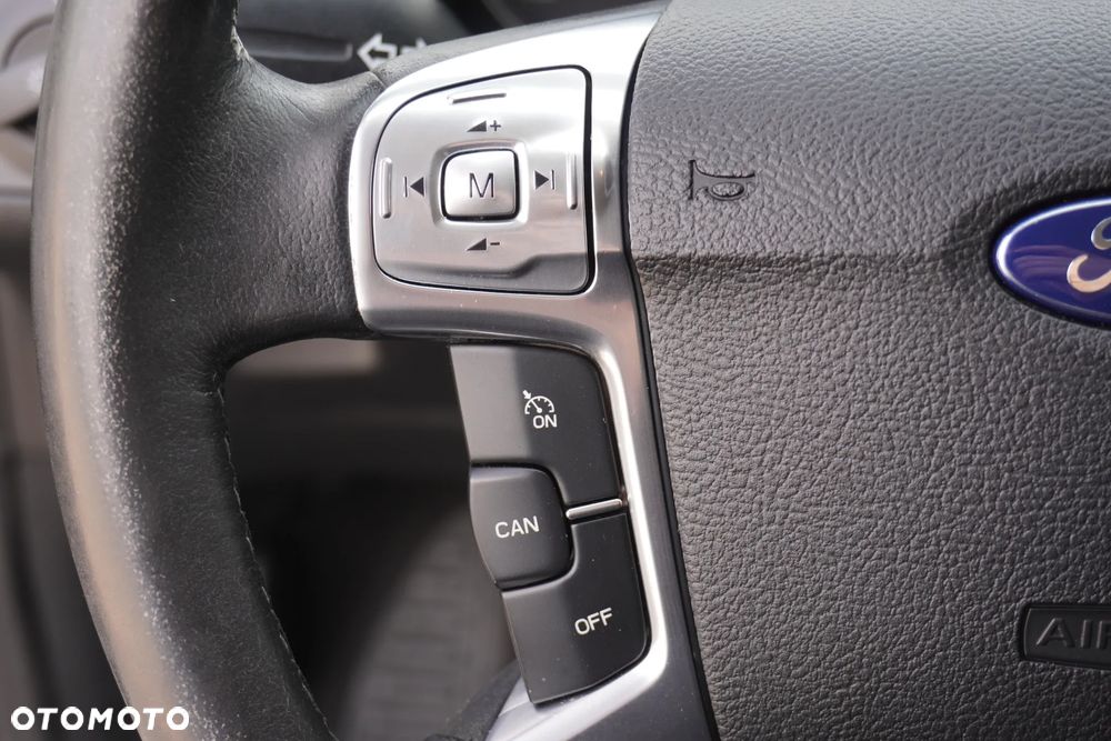 Ford Mondeo 2.0 Ghia X100 / X - 29