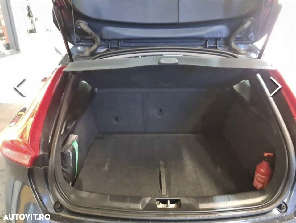 Volvo V40 - 7