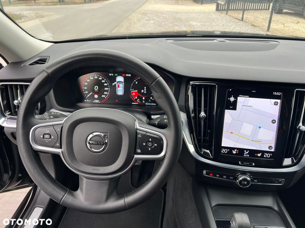 Volvo V60 B4 D Geartronic Momentum Pro - 23