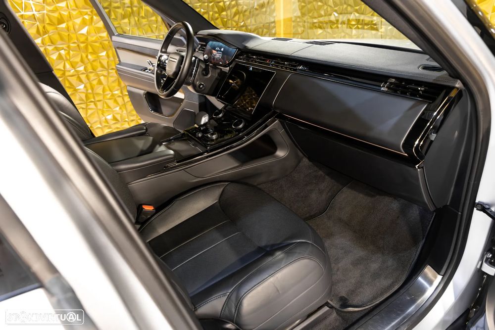 Land Rover Range Rover Sport - 46