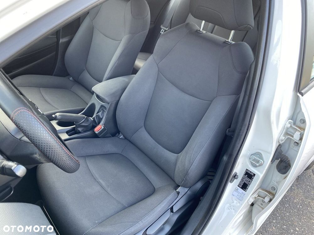 Toyota Corolla 1.6 Active EU6 - 20