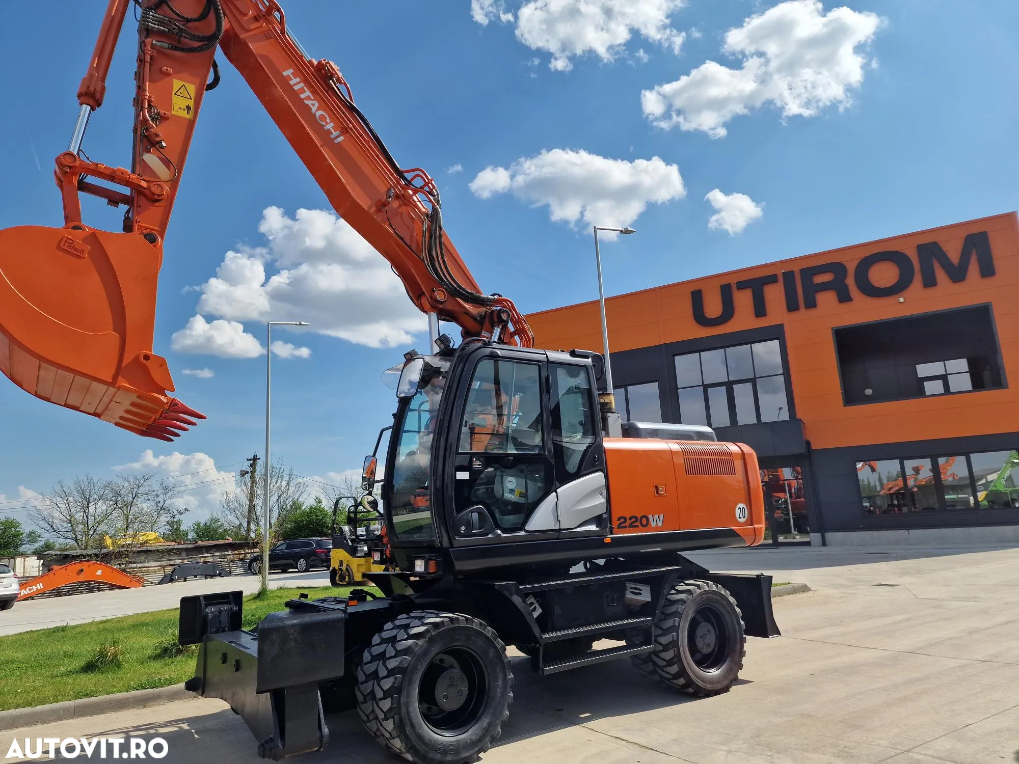 Hitachi ZX220W-6, 22tone, 2019, 4.844h, Cupa NOUA 1,3mc, LAMA si CALE, 3 BRATE excavare, Inst picon, a doua inst hidr, Gresare automata, posibilitate leassing 4 ani, CA NOU, PROMOTIE 109.900 EUR+Tva - 29