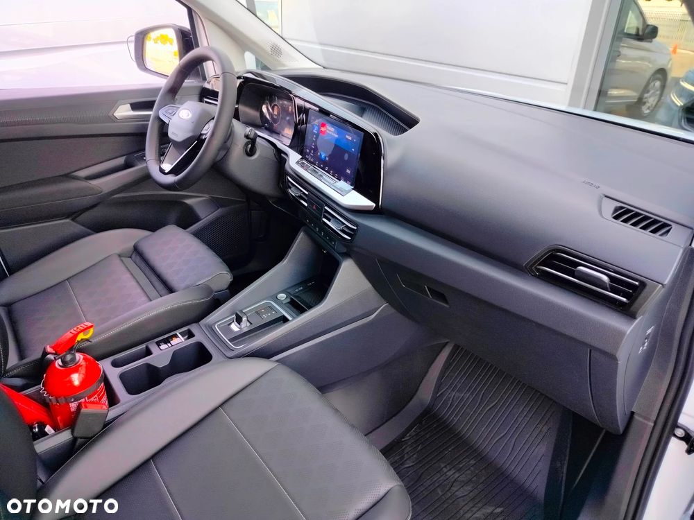 Ford Transit Connect - 7