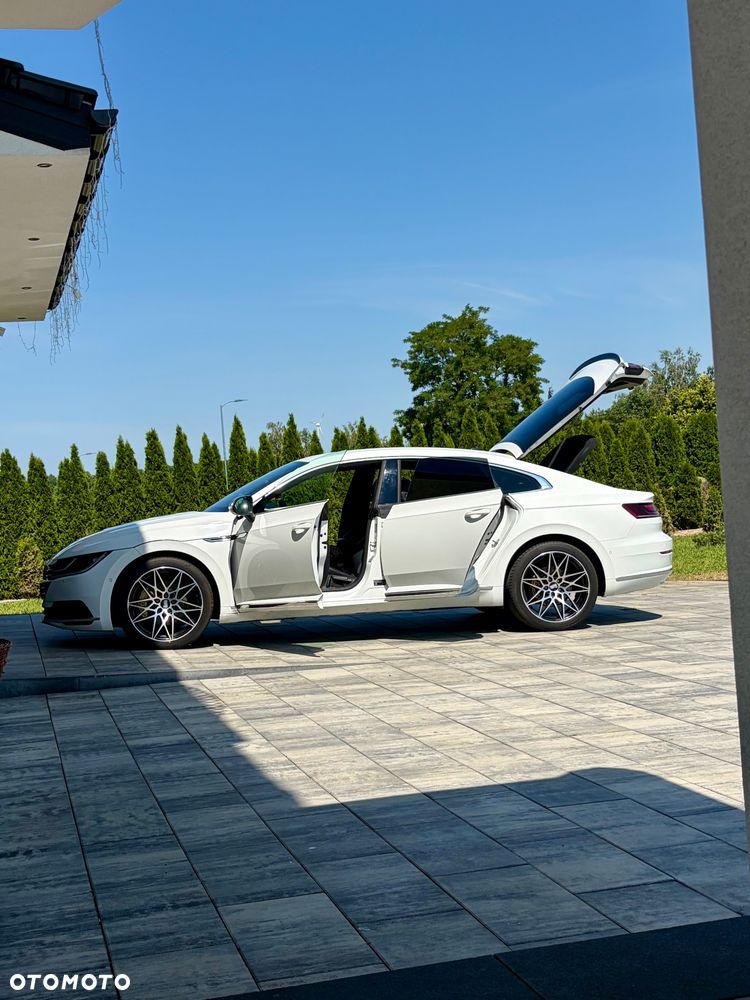 Volkswagen Arteon 2.0 TDI SCR Elegance DSG - 4
