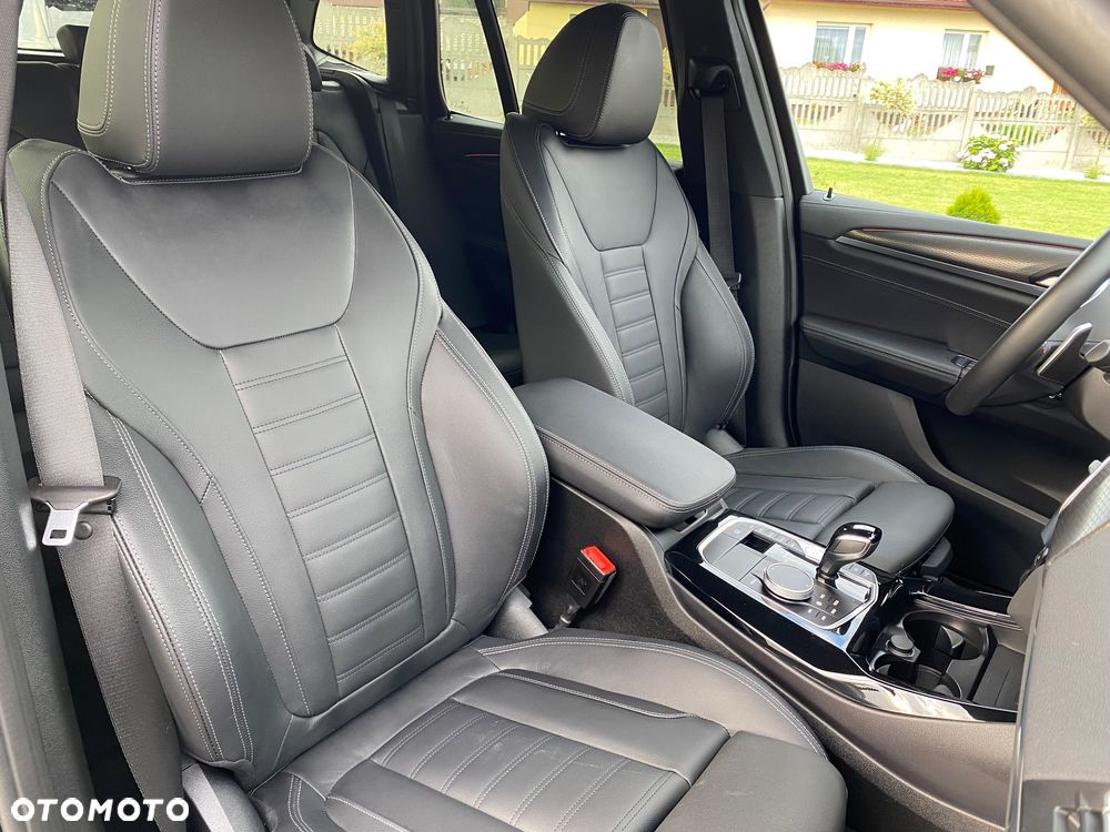 BMW X3 M M40d - 23