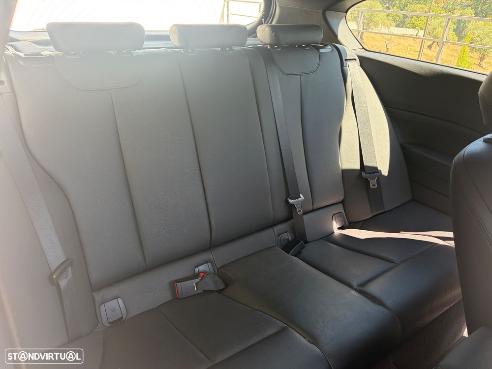BMW 116 i Pack M - 32